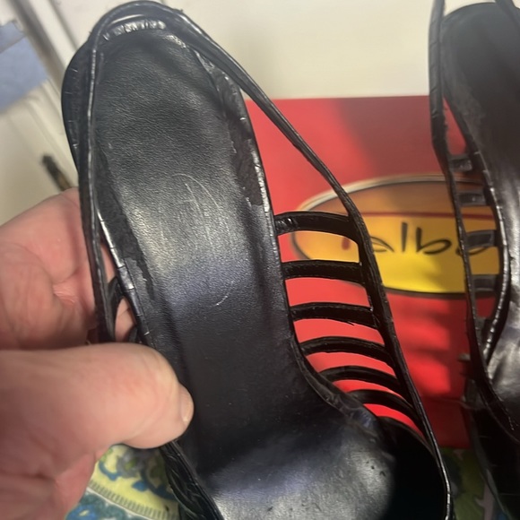 Talbots Libbey three backstrap pumps - Picture 5 of 8